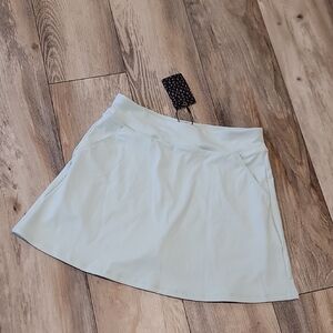 Lovely NWT Golf Skirt